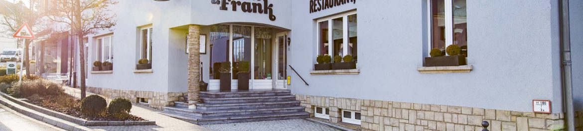 ambiance extérieure déco atmosphère inspiration logo la table de frank restaurant steinfort luxembourg resto restaurant luxembourg resto tripadvisor restaurant arlon gault millau